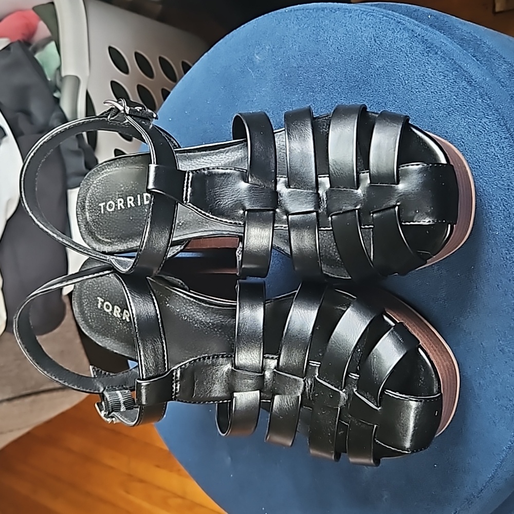 Torrid Fisherman Sandals - Picture 2 of 3